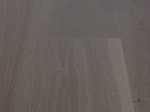 Genuine Oak Smokey 1 1.jpg