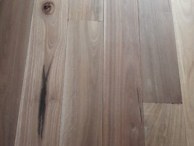 79 1 Nsw Spotted Gum 130 X 14mm Utility 635.jpg
